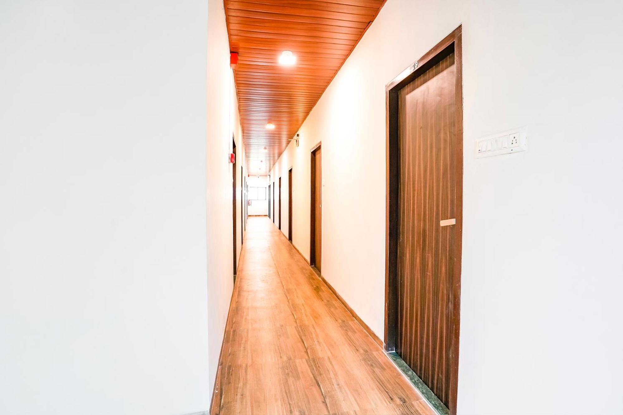 Fabexpress Green View - Powai Lake Mumbai Exterior photo